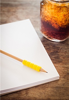铅笔,留白,笔记本,玻璃杯,冰冻,可乐
