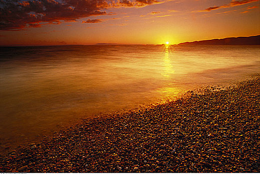 日落,苏必利尔湖省立公园,安大略省,加拿大