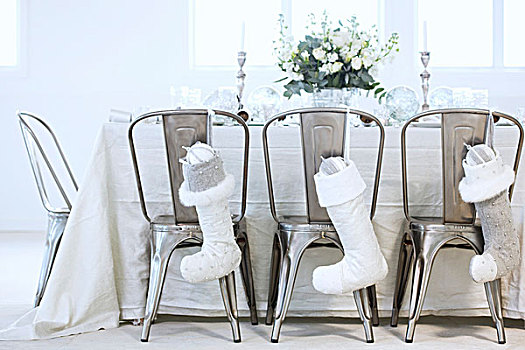 圣诞袜,悬挂,后背,金属,椅子,围绕,餐桌
