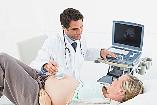 愉悦,医生,超声波扫描图,扫瞄,孕妇