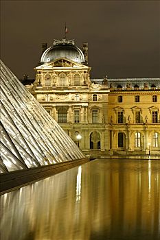 玻璃金字塔,卢浮宫,市中心,巴黎,法国,欧洲