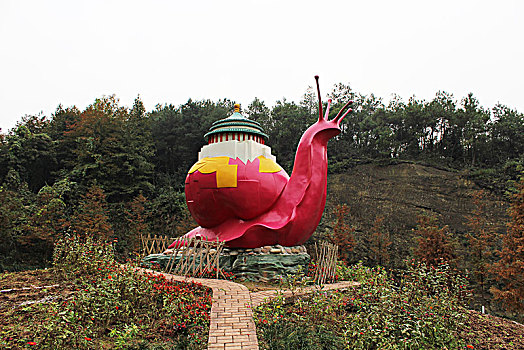 巨型蜗牛雕塑