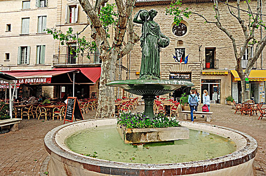 喷泉,朗格多克-鲁西永大区,法国南部,法国,欧洲