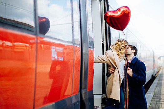 亲吻,旁侧,列车,佛罗伦萨,托斯卡纳,意大利