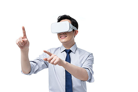 商務男士使用VR眼鏡