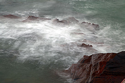 北海,银滩,礁石,沙滩,浴场,游客,海水,海浪,风光,自然,冠头岭,砥柱