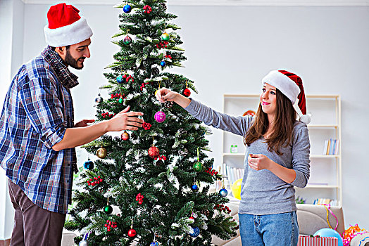 年轻家庭,装饰,圣诞树,高兴