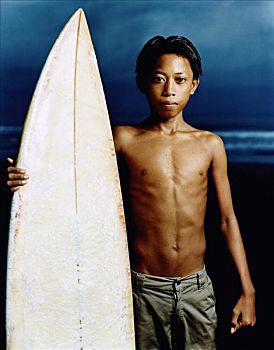 印度尼西亚,巴厘岛,库塔,海滩,年轻,冲浪,拿着,冲浪板