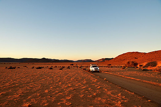 全地形车,晚上,亮光,后面,山,纳米比亚,非洲