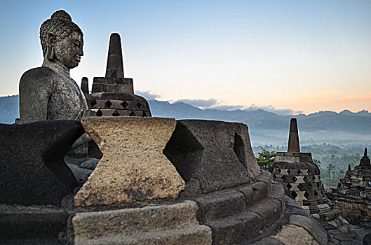浮罗佛屠,9世纪,佛教寺庙,中爪哇,印度尼西亚