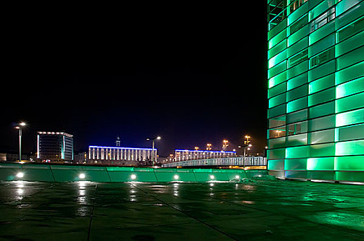 绿色,现代建筑,夜晚