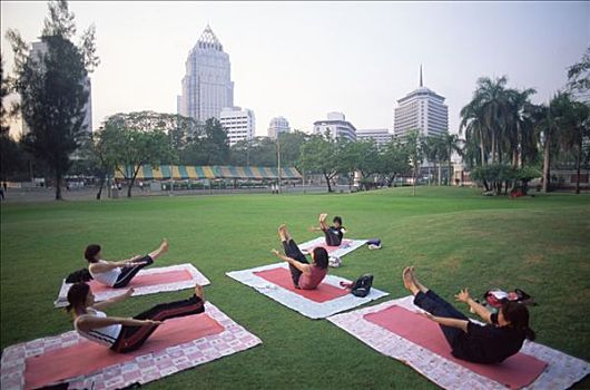 泰国,曼谷,女人,练习,瑜珈,公园,现代