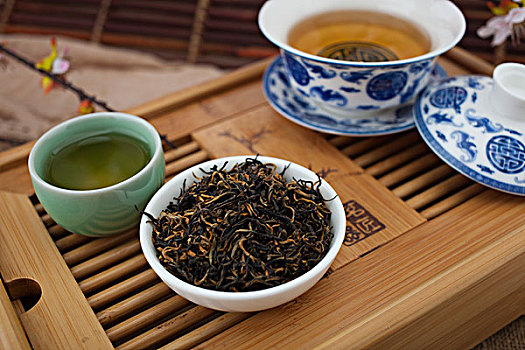 http://www.qunran.cn/html/74a399922.html