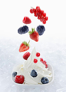 酸奶冰淇淋,装饰,新鲜,浆果