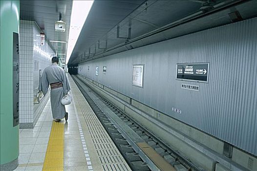 地铁站,东京,本州,日本