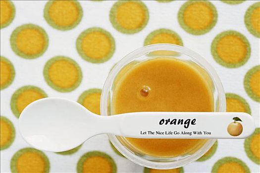 橙子甜品,小碗,勺子