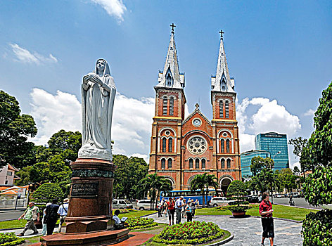 天主教,大教堂,圣母大教堂,雕塑,广场,购物中心,后面,西贡,胡志明市,越南,东南亚,亚洲