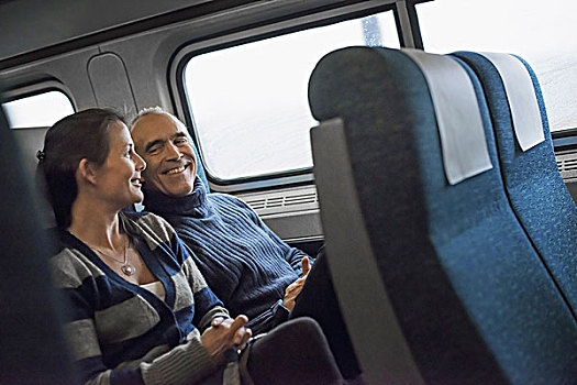 两个人,坐,火车,微笑,列车,旅途