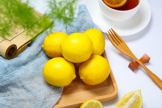 新鲜水果黄柠檬