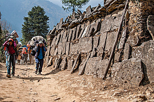 搬运工,走,过去,石墙,尼泊尔,大幅,尺寸