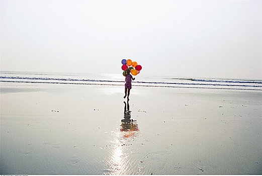 女孩,跑,海滩,气球