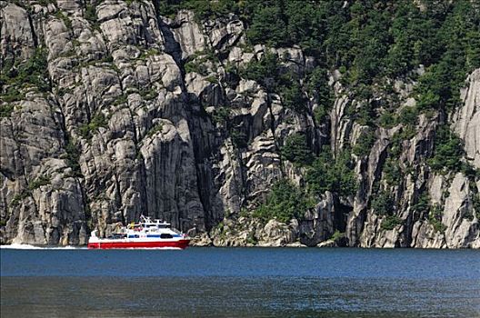 船,航行,岩石,吕瑟峡湾,罗加兰郡,挪威