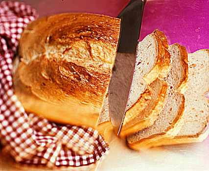 面包,白面包,刀