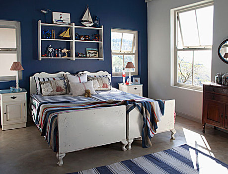 相似,床,一起,墙壁,涂绘,深蓝,卧室,氛围