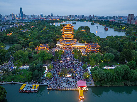 济南大明湖超然楼夜景