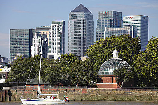 英格兰,伦敦,岛,狗,游艇,航行,泰晤士河,金丝雀码头,三个,最高,建筑,背景