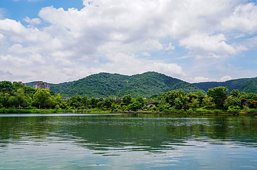 长沙梅溪湖和桃花岭