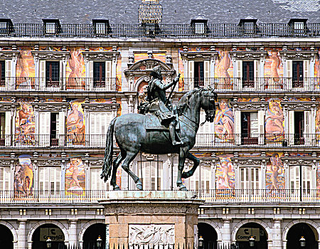 骑马雕像,国王,马约尔广场,马德里,西班牙