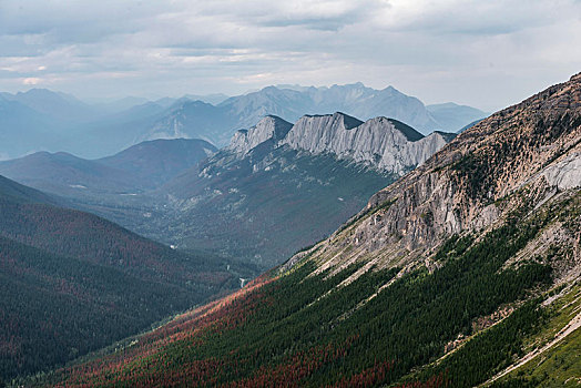 惊人,山脉,山脊,碧玉国家公园,不列颠哥伦比亚省,加拿大,北美