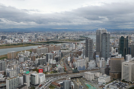 大阪,梅田蓝天大厦,俯拍