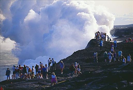 夏威夷,夏威夷大岛,夏威夷火山国家公园,游客,看,熔岩流,海洋
