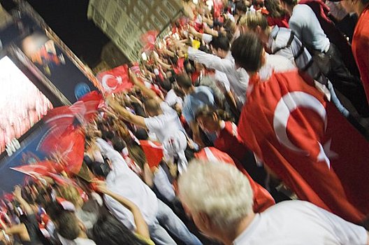 土耳其人,足球,球迷,欢呼,街道,萨尔茨堡,奥地利