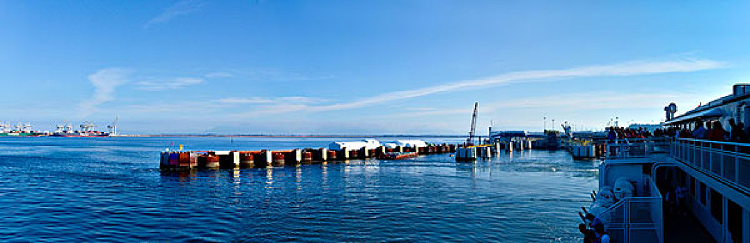 乔治亚海峡--tsawwssen滚装船轮渡码头