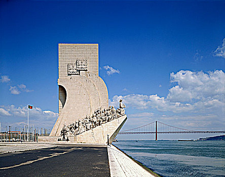 纪念建筑,萨拉查大桥,里斯本,葡萄牙