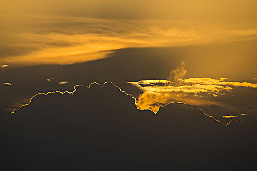 肯尼亚山国家公园天空和云