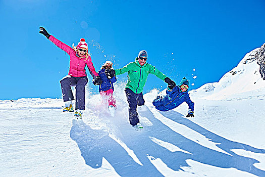 家庭,玩,雪中,夏蒙尼,法国