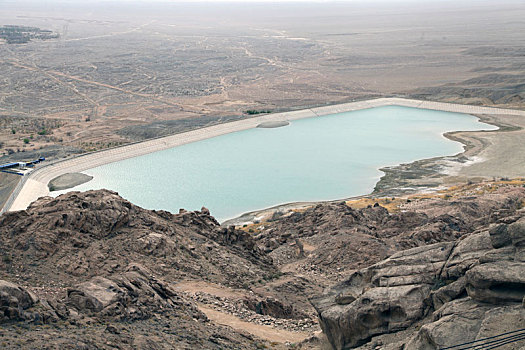新疆哈密,天山花岗岩风蚀地貌