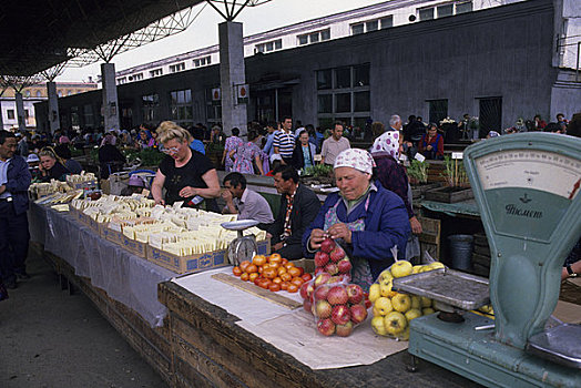 俄罗斯,西伯利亚,伊尔库茨克,市场一景