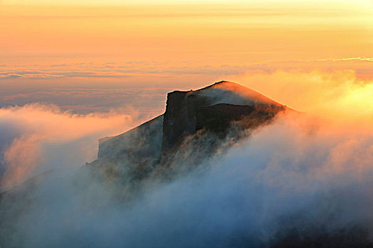 长白山日出