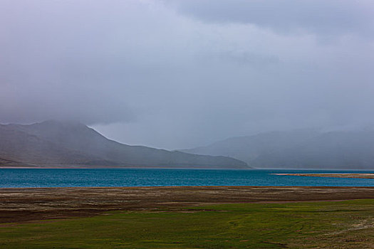 西藏羊湖5