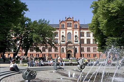 喷泉,正面,大学,罗斯托克,梅克伦堡前波莫瑞州,德国,欧洲