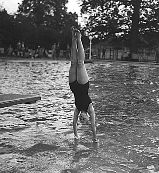 女人,跳水,游泳池,20世纪,艺术家,未知