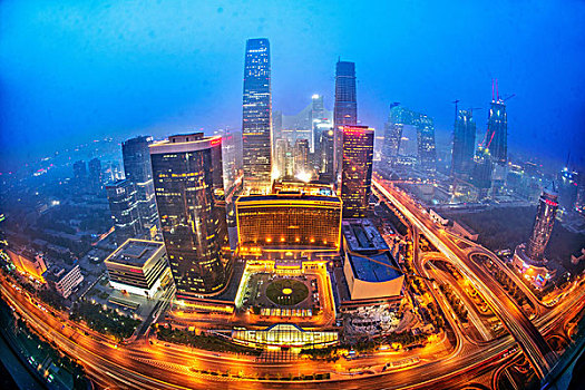 雾霾中的北京国贸中心