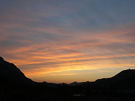 夕阳,山峦,晚霞,天空,云彩,拍照,手机,山头