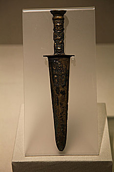 猎手纹铜剑