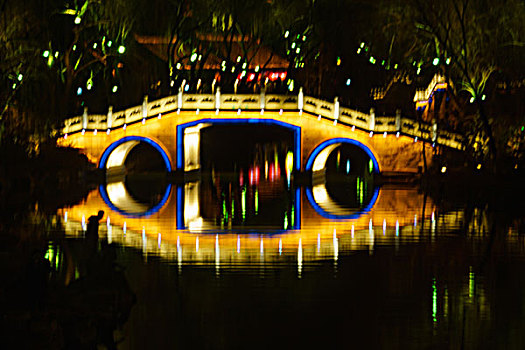 济南大明湖夜景